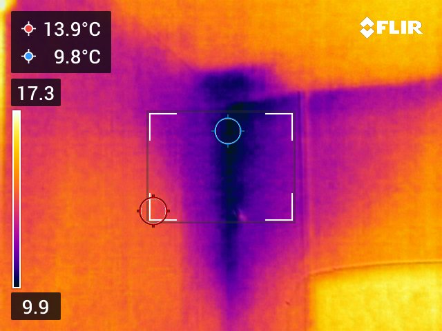Thermal image showing hidden moisture